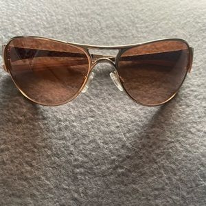 Oakley sunglasses excellent condition includes case and bag